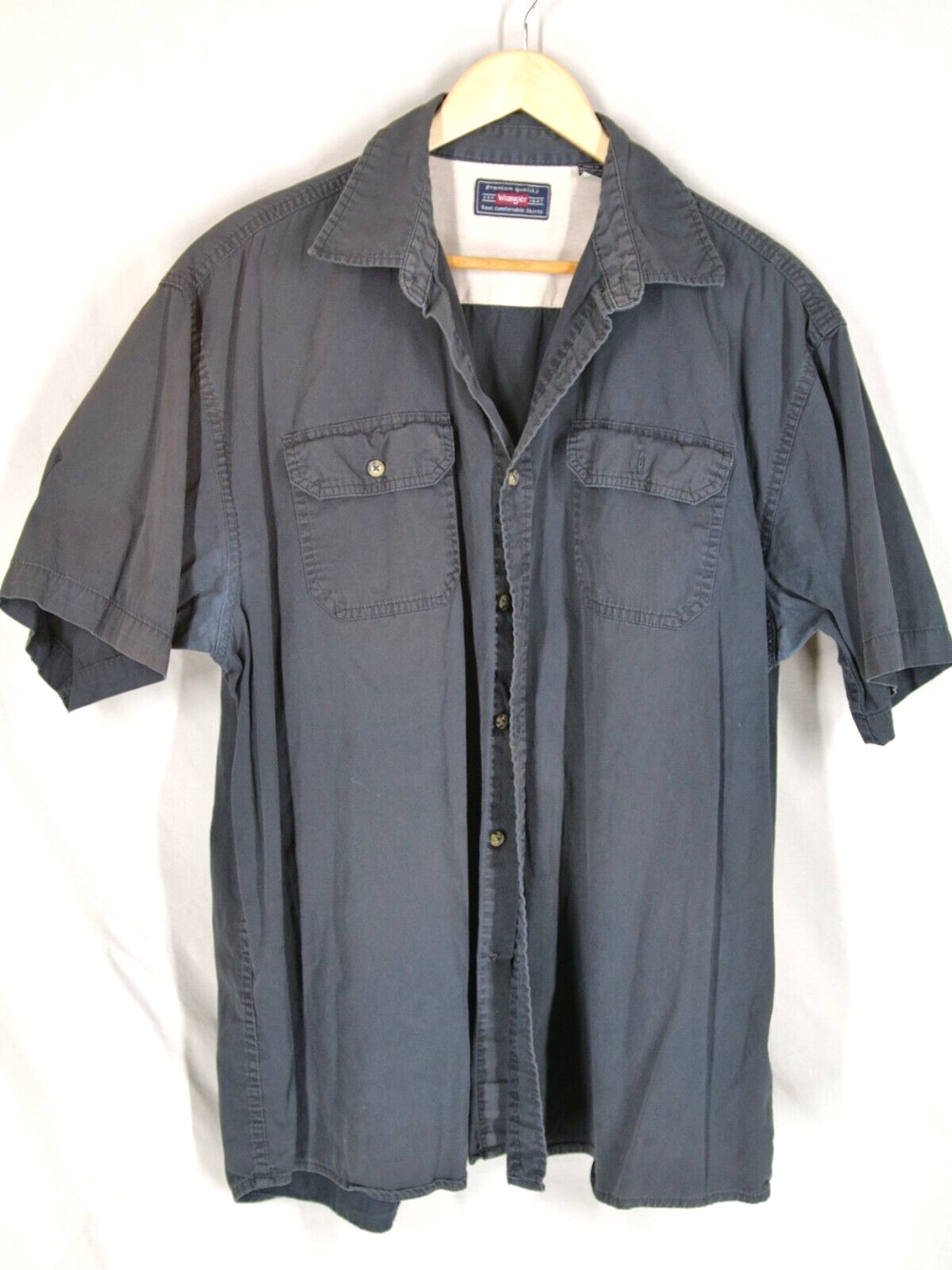 Wrangler button up Premium Quality Mens Size XL Shirt Long Sleeve Black